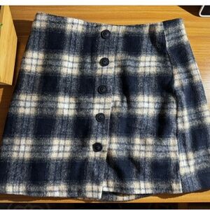 Forever 21 - Blue and White Plaid Button Up and zipper Skirt Korean Style